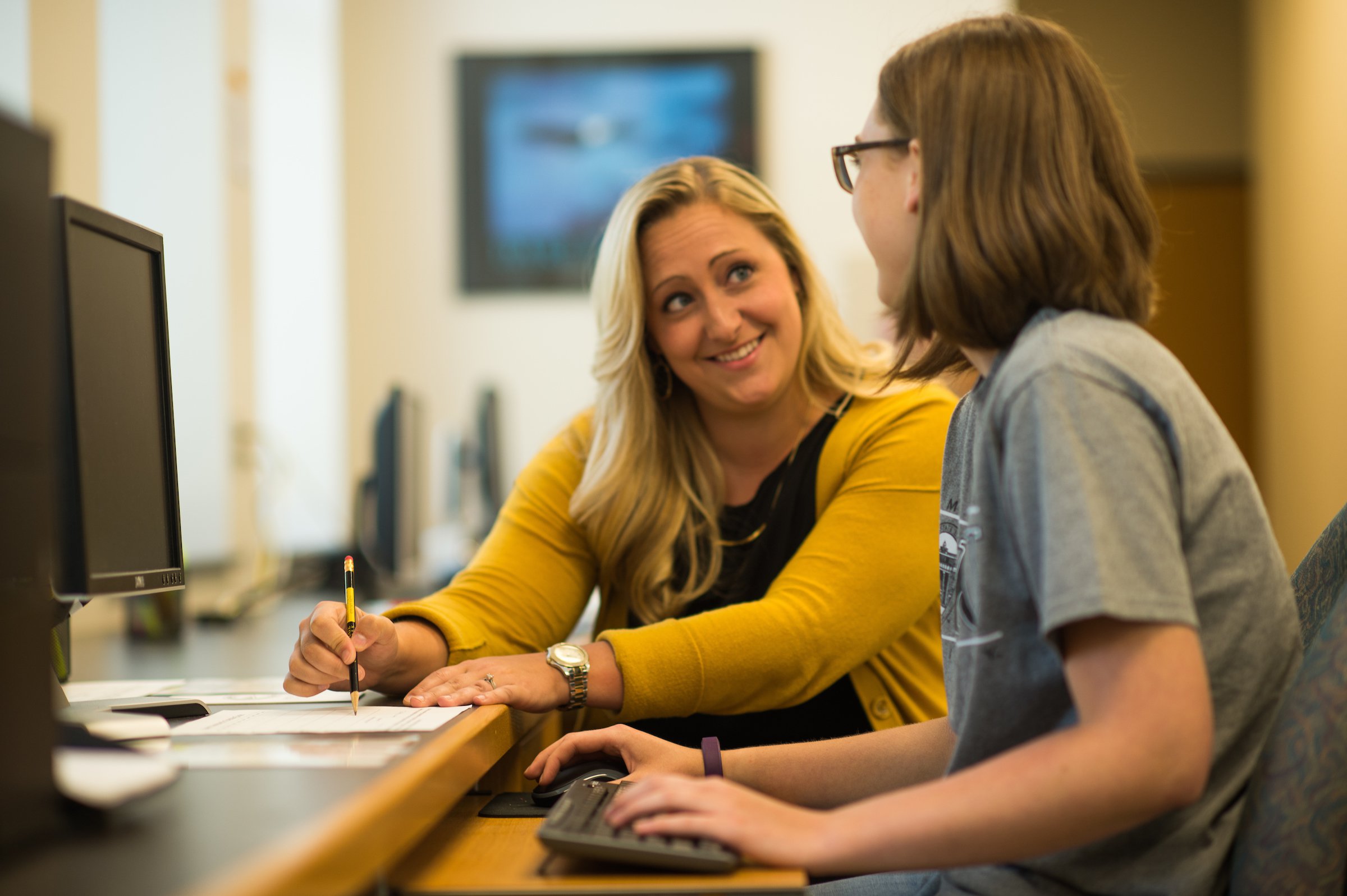061016_StudentAdvisingCenter_013-ADVISORS.jpg